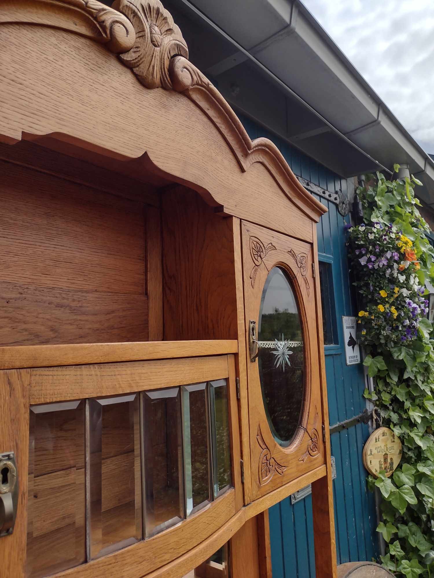 *Nog te restylen* Brocante buffetkast