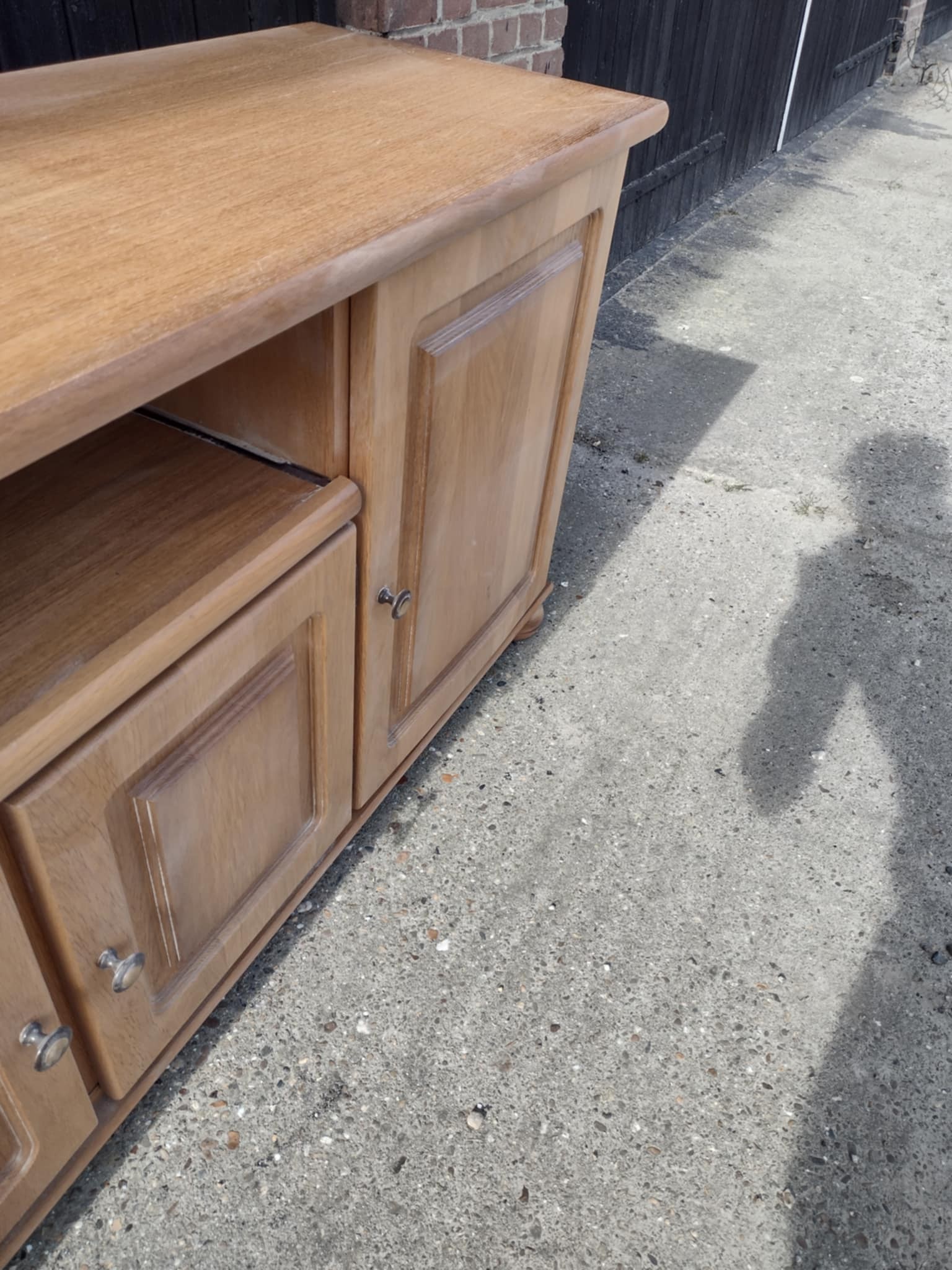 *Nog te restylen * tv meubel/dressoir strak eiken