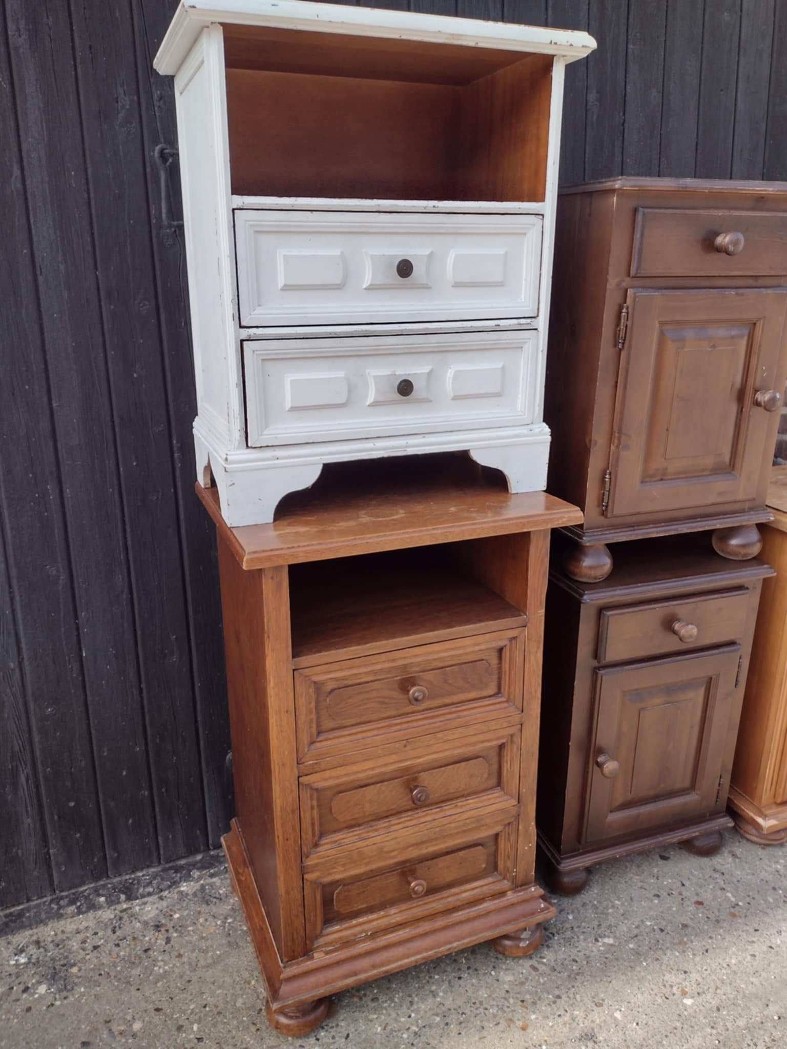 *Nog te restylen* kleine (nacht) kastjes