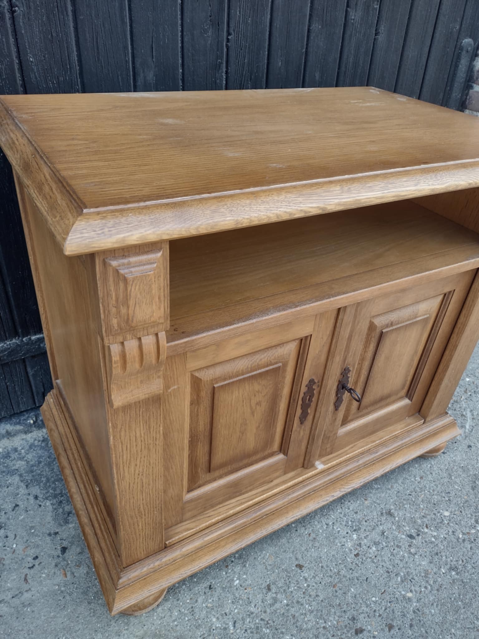 *Nog te restylen* audiomeubel/tv meubel eiken