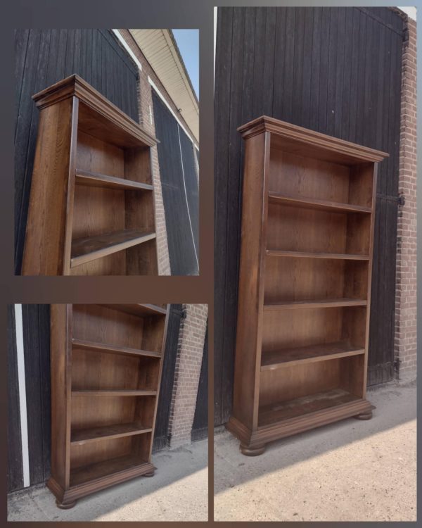 *Nog te restylen* strakke hoge boekenkast *Nog te restylen* strakke hoge boekenkast