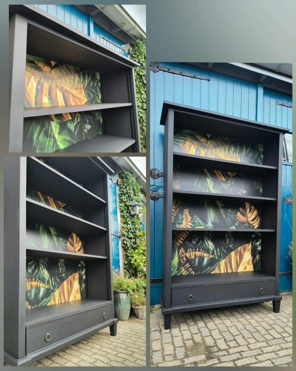 Boekenkast met sfeer print mat zwart Boekenkast met sfeer print mat zwart