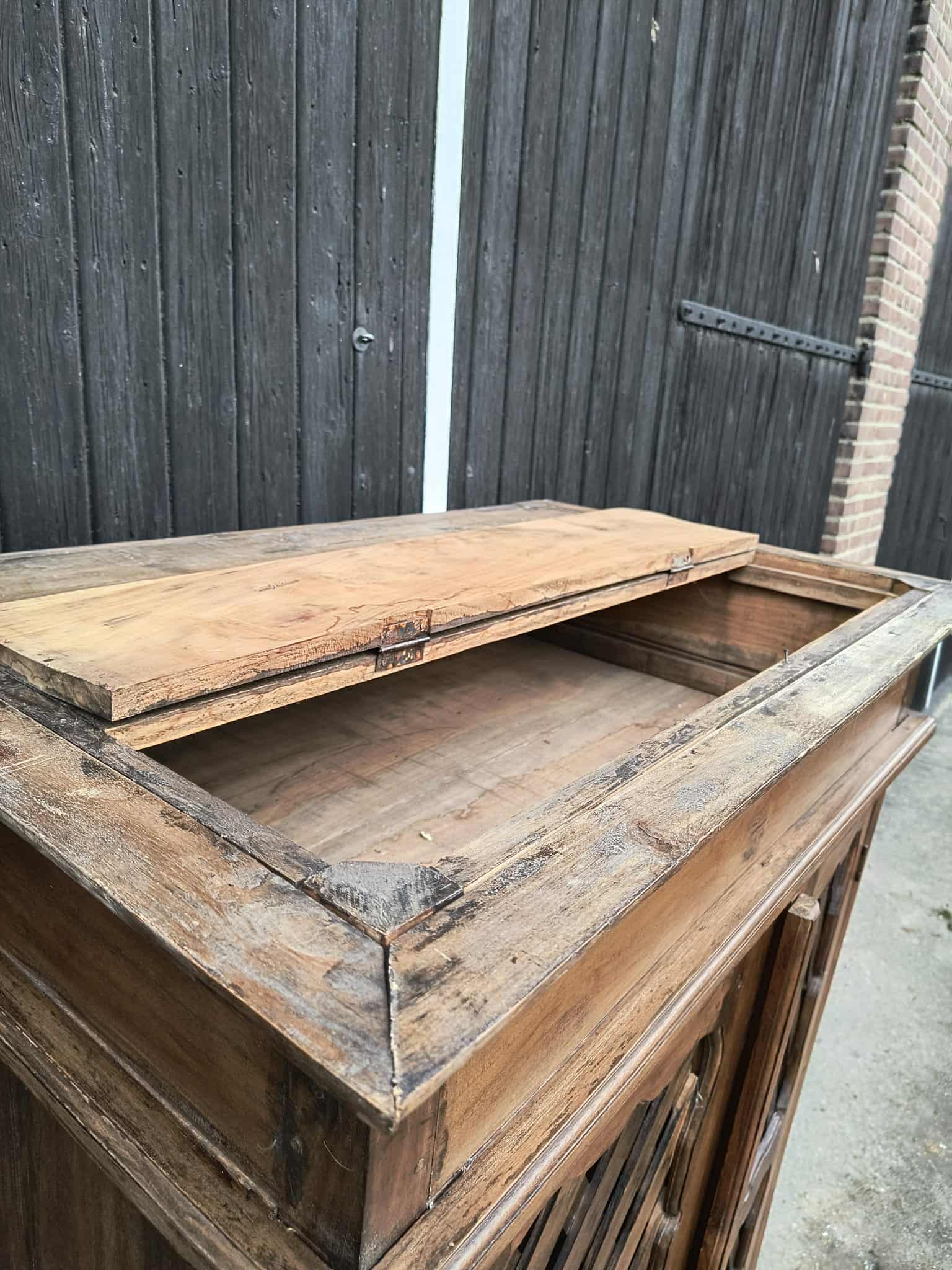 Gevlochten teakhouten kast met geheim vak - Image 3