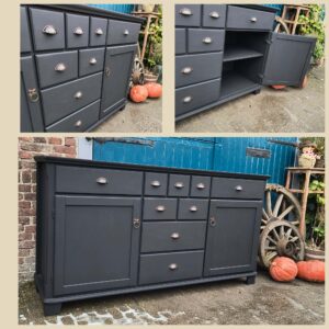 Strak mat zwart dressoir