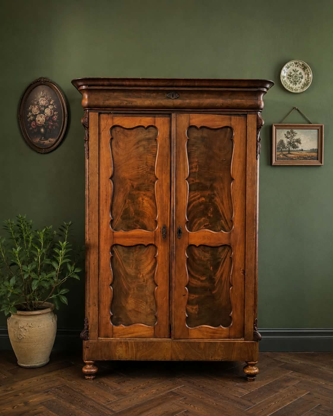 Biedermeier meidenkast