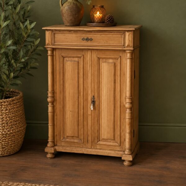 Vintage oud grenen meidenkast